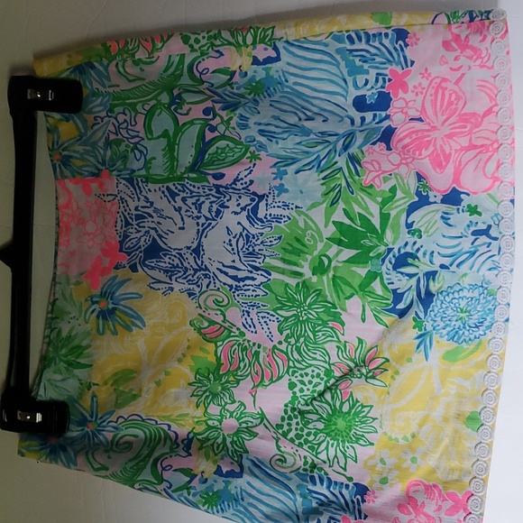 Lilly Pulitzer Skort. Beach Multi Color. Size 0 (28" waist) New W/O Tag - Picture 4 of 8